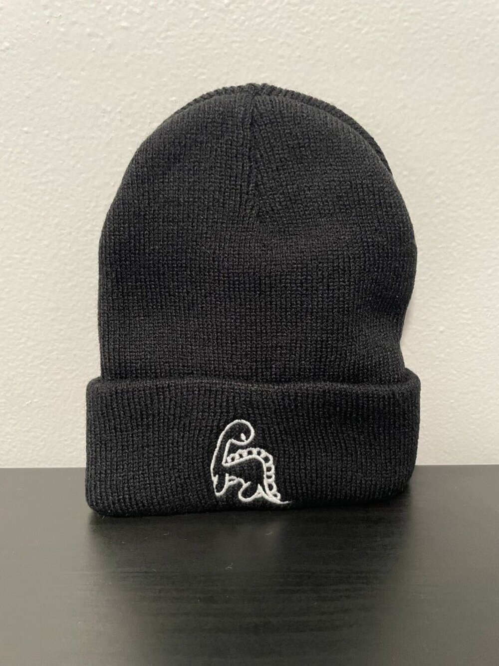 Kids Dinosaur Beanie Black NEW Hat Stegosaurus Knit Cuffed Boys